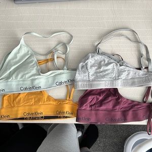 BUNDLE Calvin Klein Triangle lounge bras